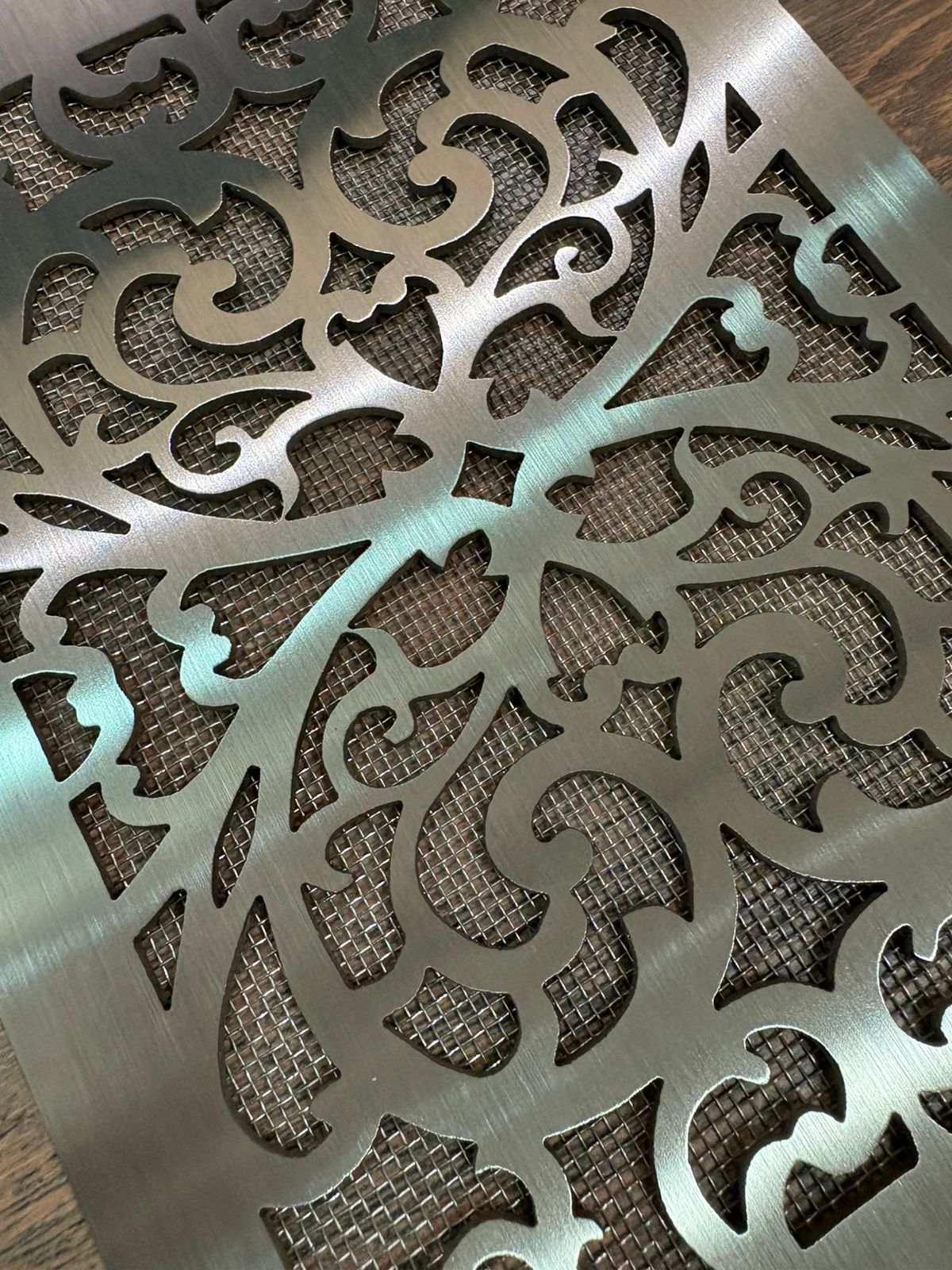 Вентиляционная решетка из нержавеющей стали NR 354 200х150